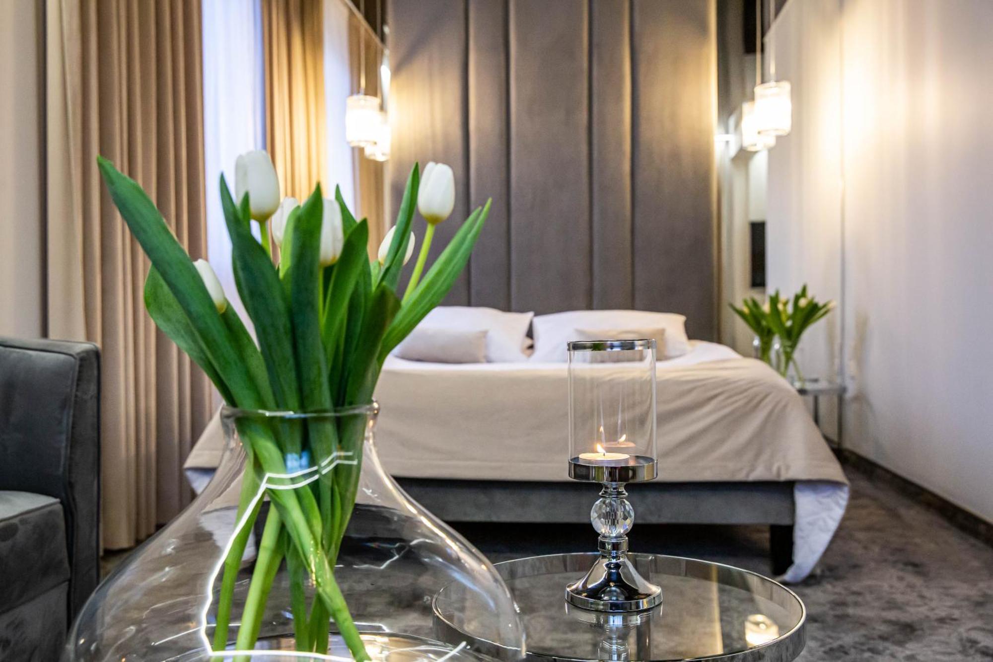 Hotel Bialy Dom Czerwionka ภายนอก รูปภาพ